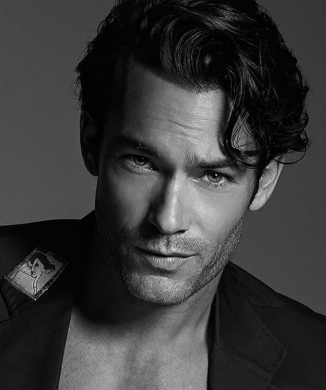 Aarón Díaz